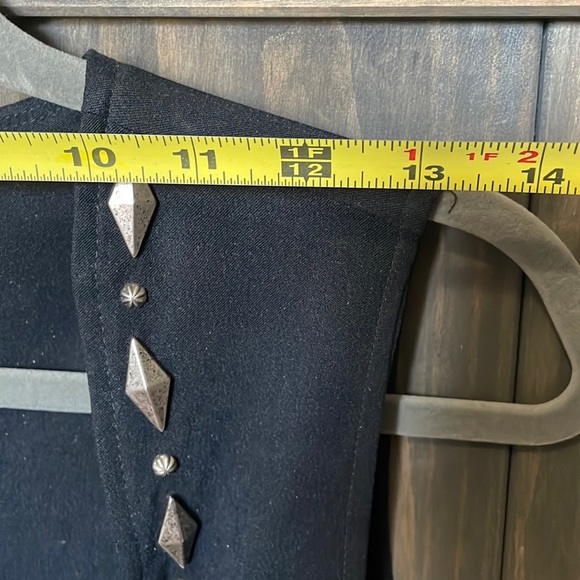 Ladie's New Frontier Suede Vest with Sterling - Picture 8 of 10